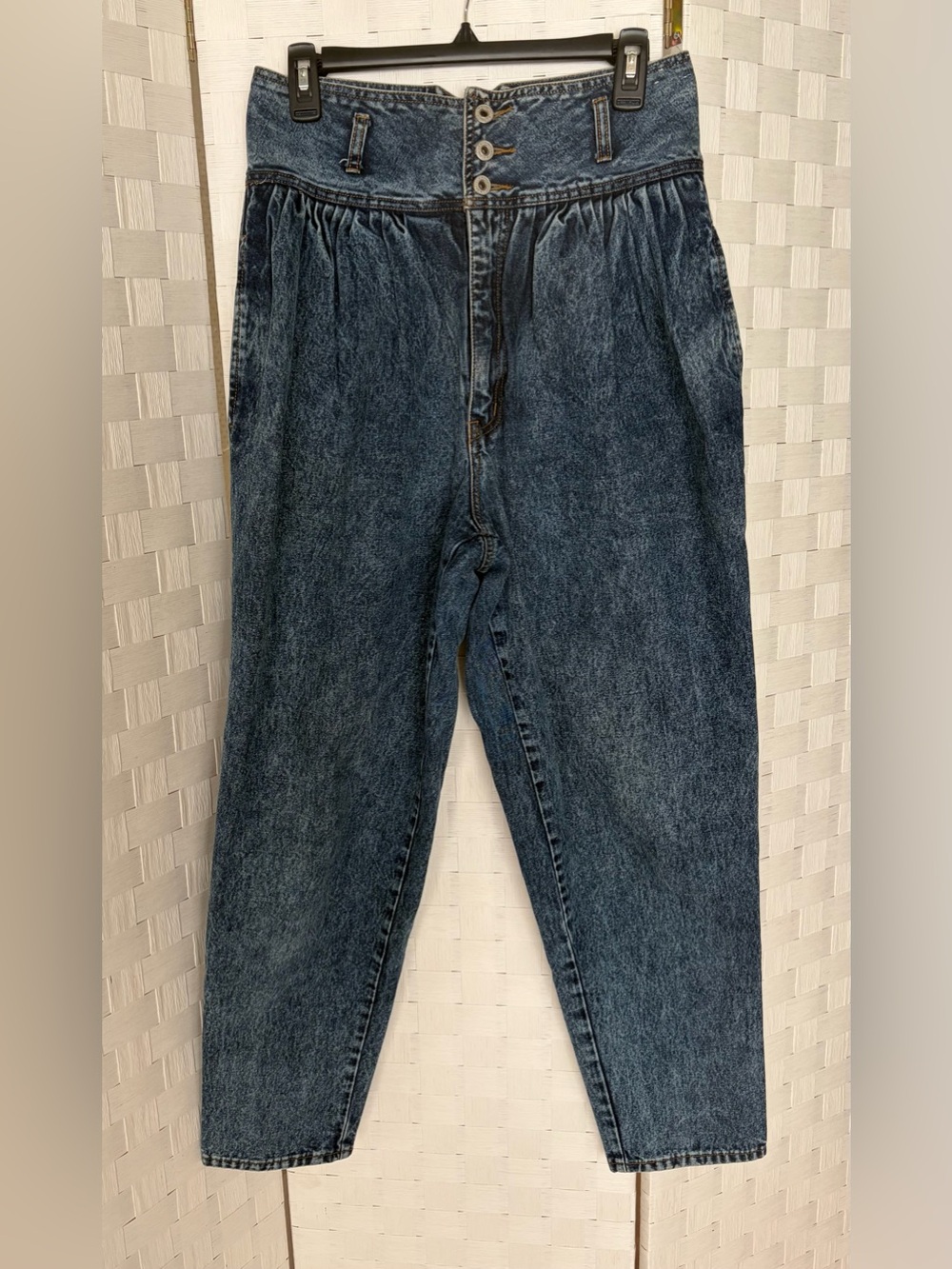 Vintage Jordache Studio High-Waist Pleated Acid Wash Denim Tapered Jeans Size 12